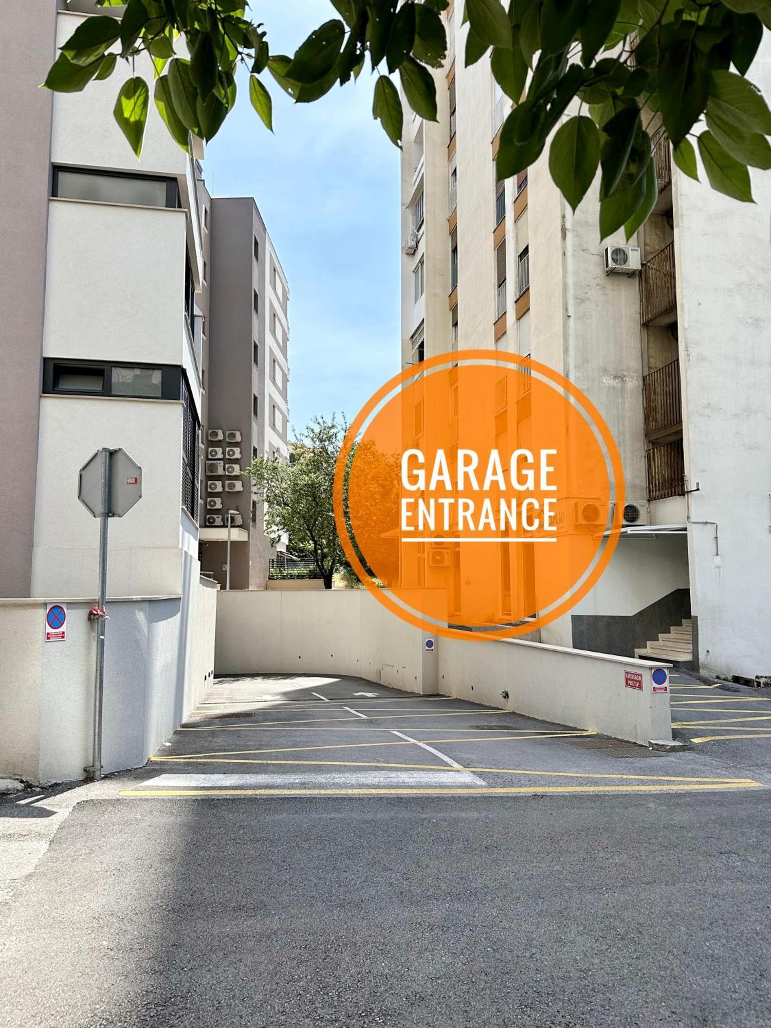 S'Akvarel 4 - Private Garage Apartment Split Luaran gambar
