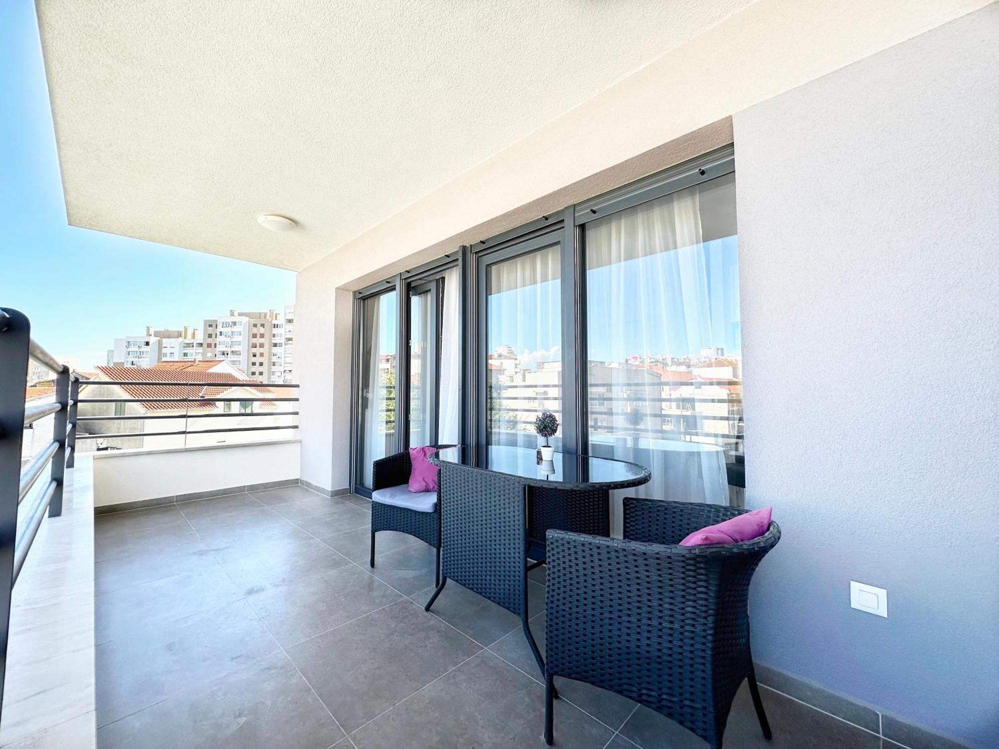 S'Akvarel 4 - Private Garage Apartment Split Luaran gambar