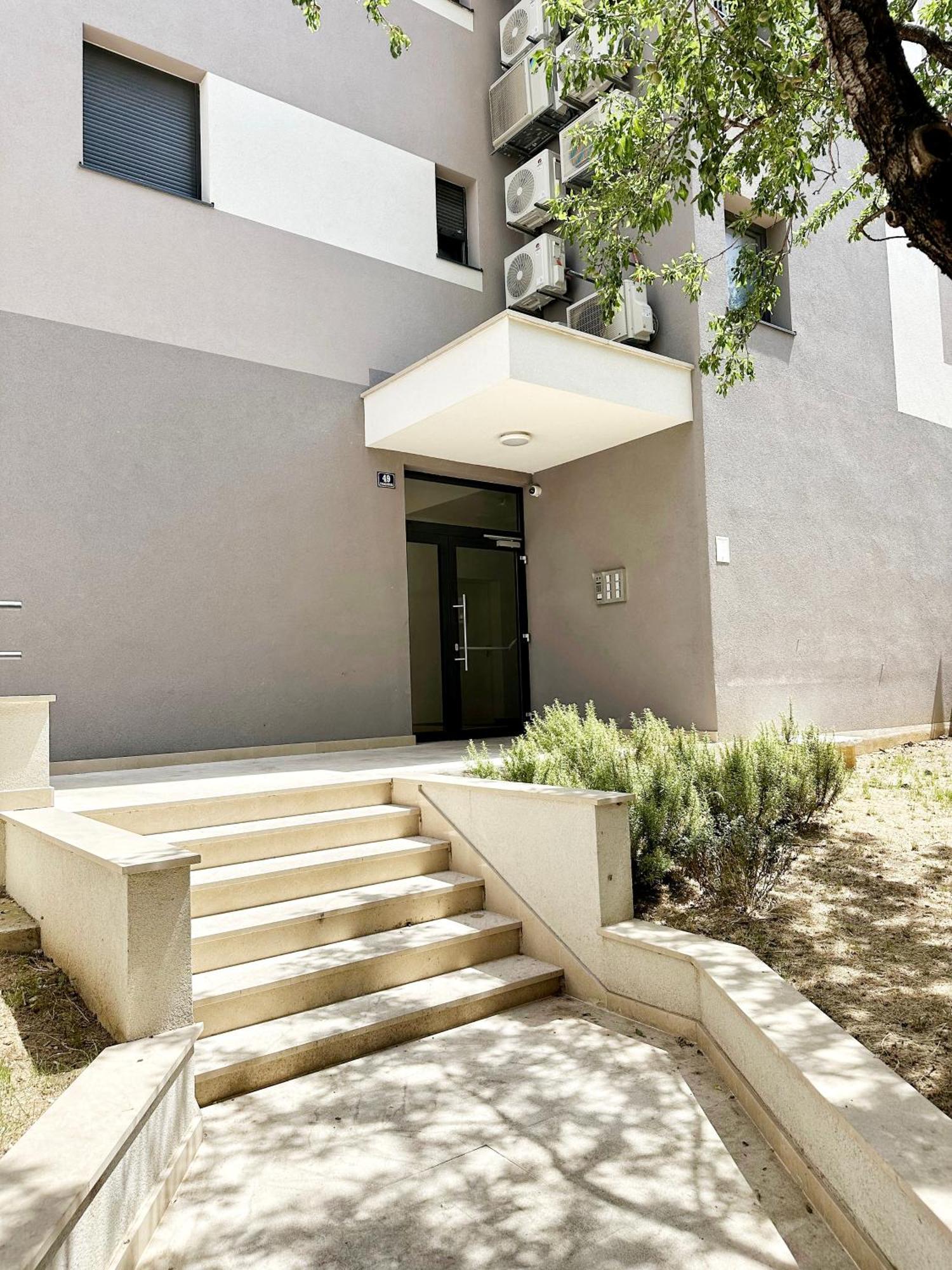 S'Akvarel 4 - Private Garage Apartment Split Luaran gambar