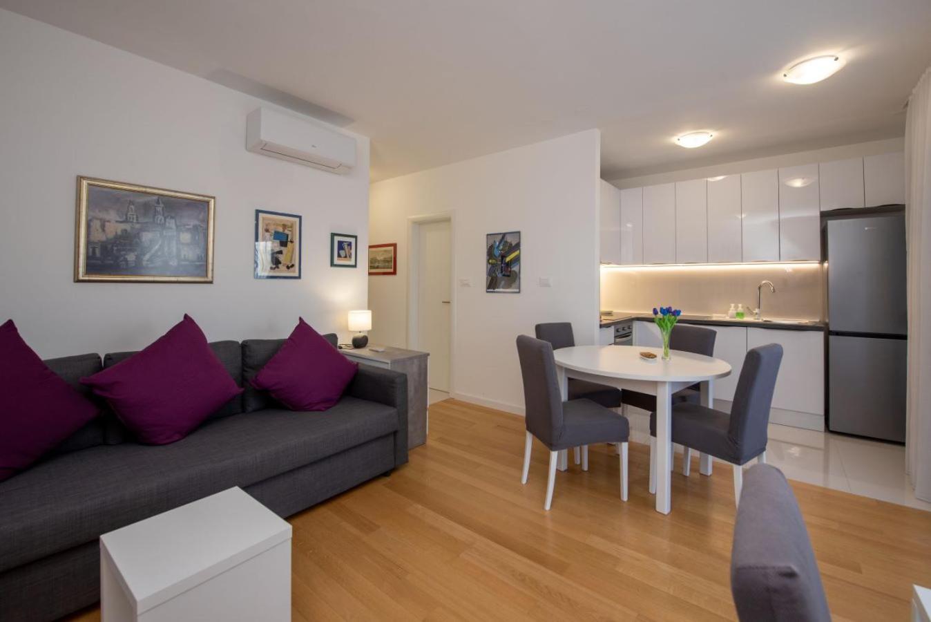 S'Akvarel 4 - Private Garage Apartment Split Luaran gambar